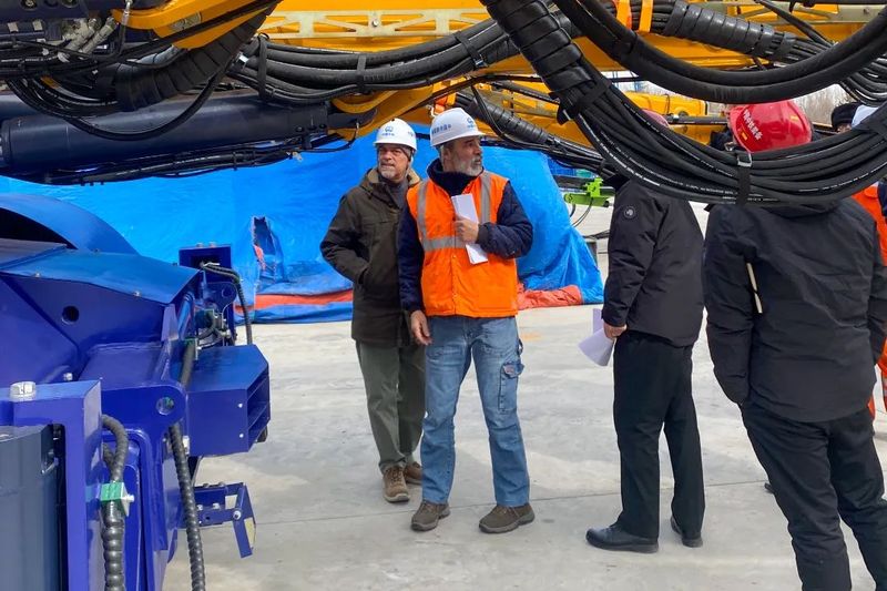 “干”字當(dāng)頭，設(shè)備公司新年奮楫實(shí)現(xiàn)“開門紅”